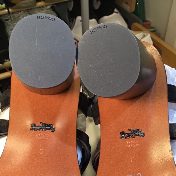 Beautiful Mid Heel Sandal WithCoach Link New without box but come with dust bag - Picture 9 of 16